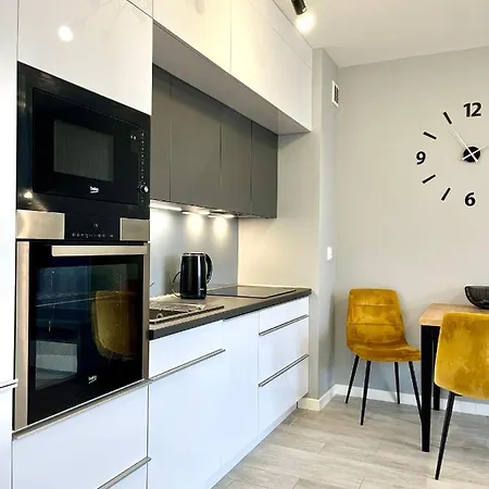 Apartamento Planeta - *